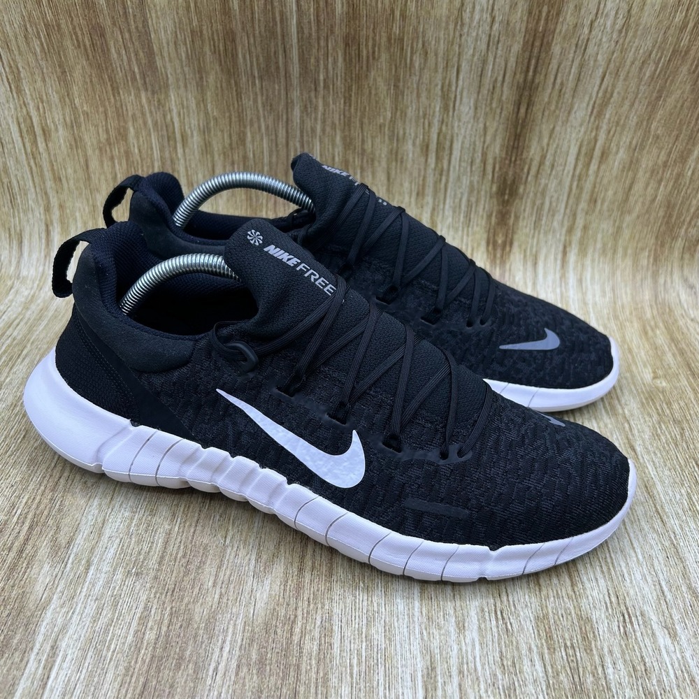 Nike Free Run 5.0 Men's Size 10.5 Black White Running Shoes Sneakers CZ1884-001 - Picture 1 of 10